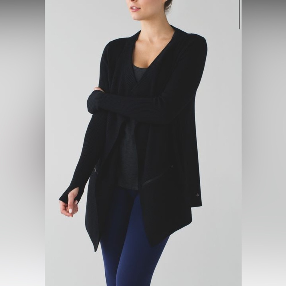 Lululemon Resolution Wrap
